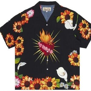 Pleasures Verona Beach “heart” button down size medium